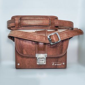 Vintage Marsand Bag for your Vintage camera, in very good condition. Hand & Shou